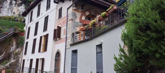 6 rooms Apartment in Menaggio, Italy No. 235824 7