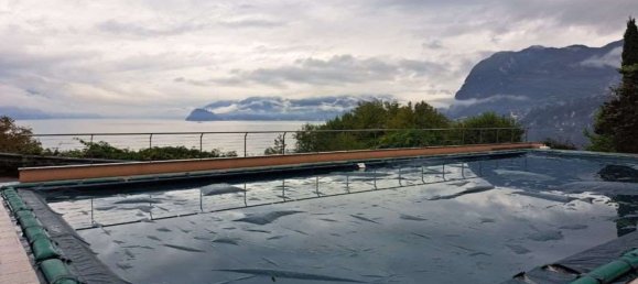 6 rooms Apartment in Menaggio, Italy No. 235824 14