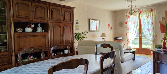 5 bedrooms House in Fagnieres, France No. 246633 16