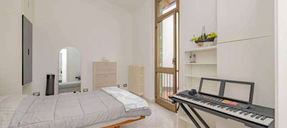 4 rooms House in Sesto San Giovanni, Italy No. 33312 14