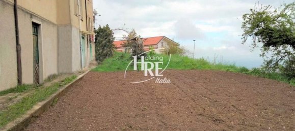 3 rooms Apartment in Spezzano della Sila, Italy No. 74913 9