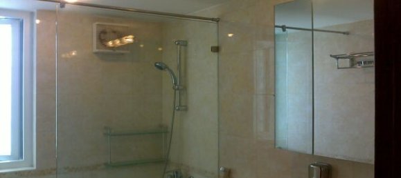 2 bedrooms Apartment in Ba Dinh, Vietnam No. 6418 3