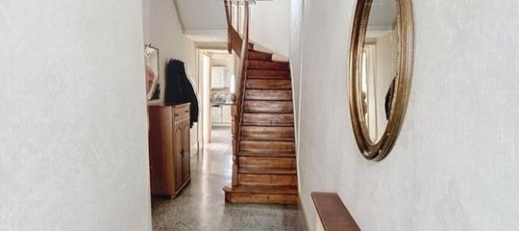 5 bedrooms House in Saint-Quentin, France No. 249615 7