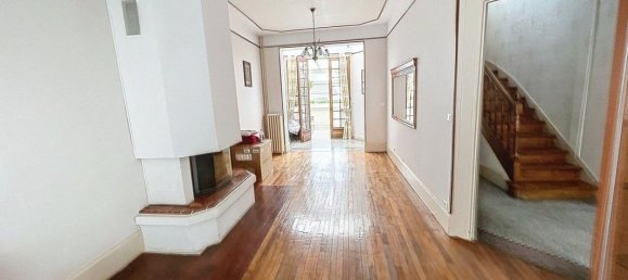 5 bedrooms House in Saint-Quentin, France No. 249615 12