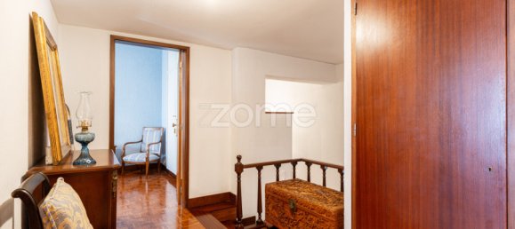 3 bedrooms Apartment in Porto, Portugal No. 300125 12