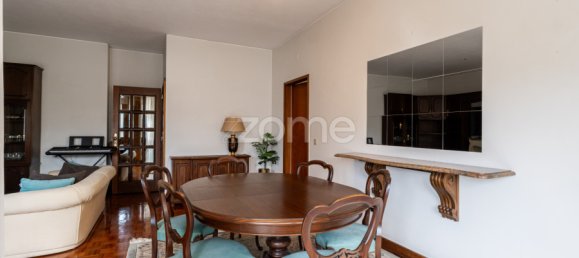 3 bedrooms Apartment in Porto, Portugal No. 300125 3