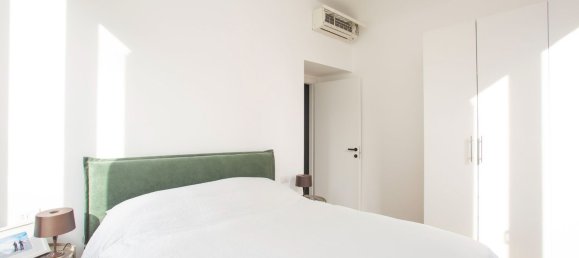 3 rooms Apartment in Milan, Italy No. 245809 12