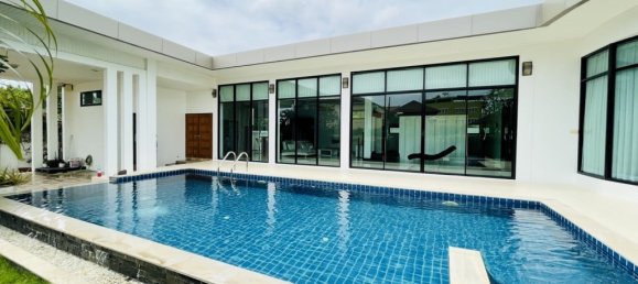 3 Schlafzimmer Gewerbliche Immobilien in Pattaya, Thailand, Nr. 276 11