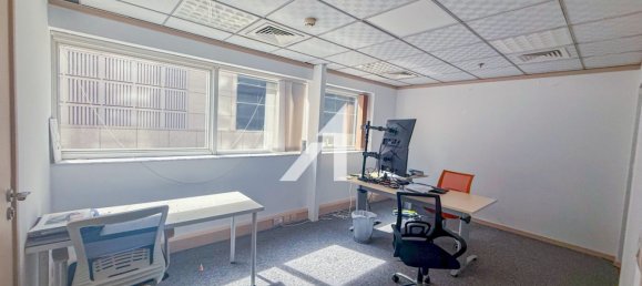 Oficina en Dubai, UAE 182.2 m² No. 107849 8