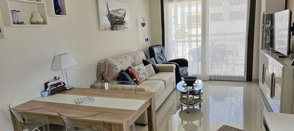 Apartamento de 3 dormitorios en Torrevieja, Spain No. 31438 10
