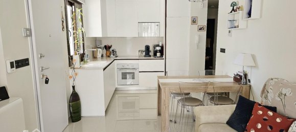 Apartamento de 3 dormitorios en Torrevieja, Spain No. 31438 19