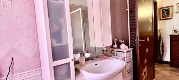 9 rooms House in Soliera, Italy No. 294366 19