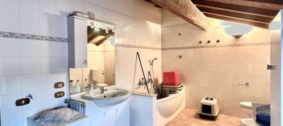 9 rooms House in Soliera, Italy No. 294366 28