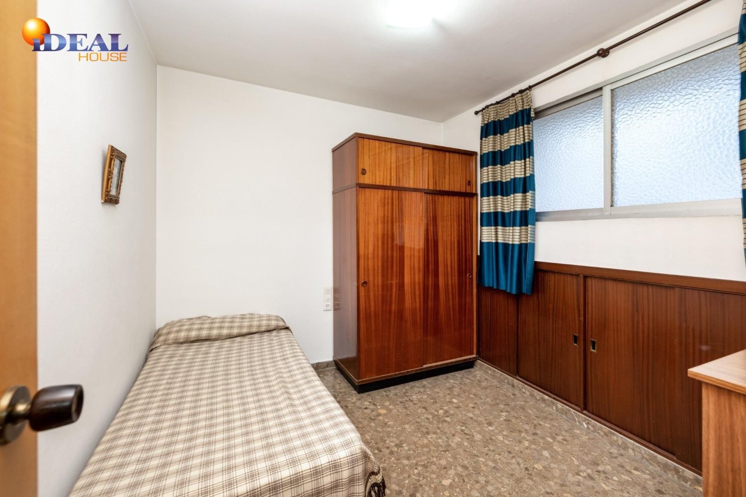 8 bedrooms Duplex in Granada, Spain No. 20945