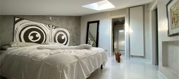 2-salle Appartement à Milan, Italy No. 245570 11