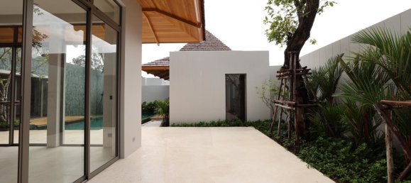 Villa de 3 dormitorios en Layan Beach, Thailand No. 25967 2