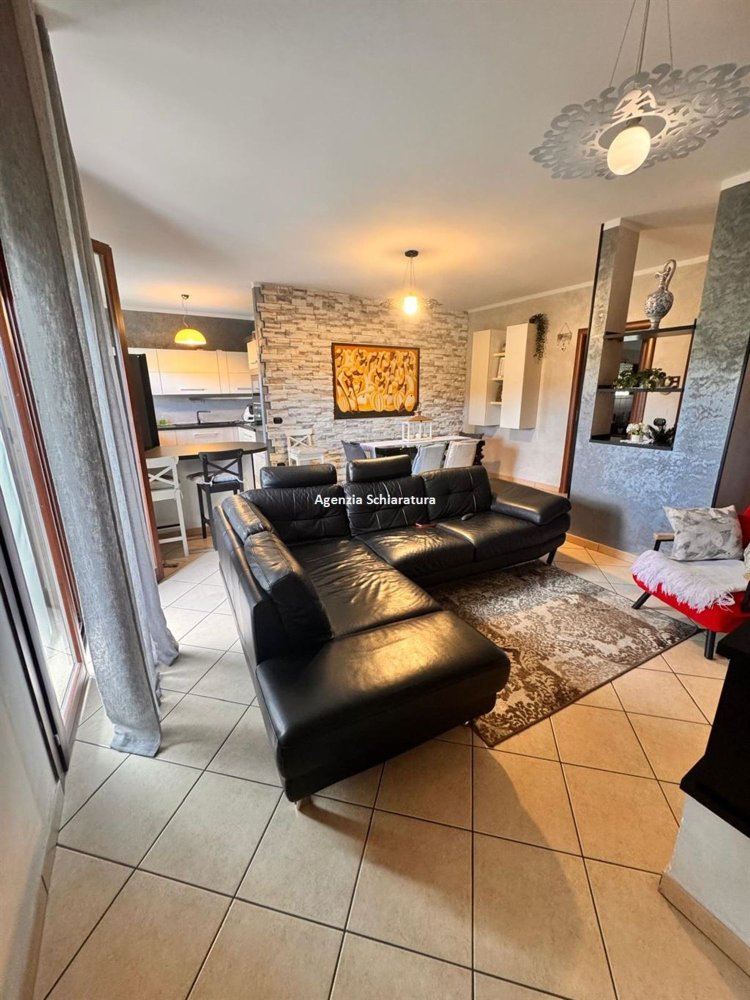 4 bedrooms Apartment in Montecalvo in Foglia, Italy No. 358082