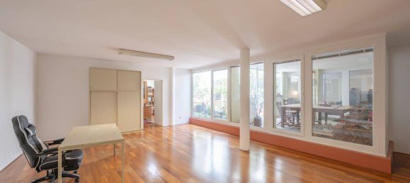 6 rooms Apartment in Hernals, Austria No. 260737 2