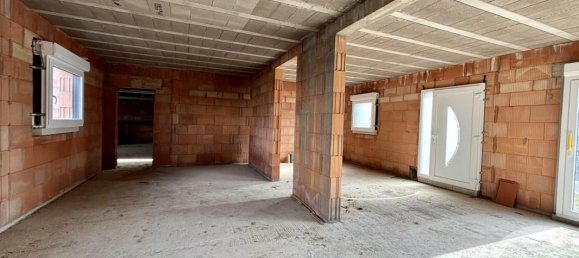 Casa de 3 dormitorios en Rodemack, France No. 237170 3