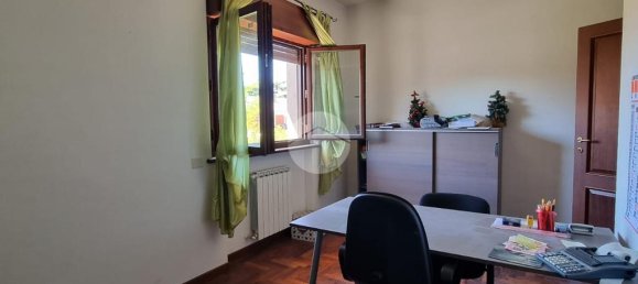 3 rooms Office in Viterbo, Italy No. 309941 13