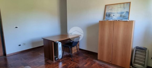 3 rooms Office in Viterbo, Italy No. 309941 4