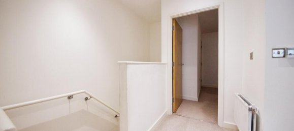 3 bedrooms Maisonette in London, United Kingdom No. 11685 4