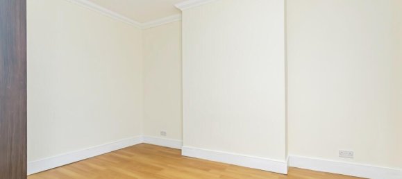 2 bedrooms Apartment in London, United Kingdom No. 11610 4