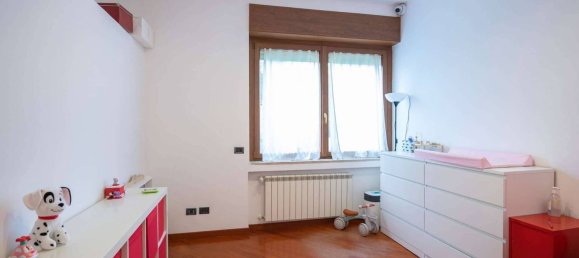 5 rooms Apartment in Rome, Italy No. 299851 21