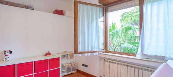 5 rooms Apartment in Rome, Italy No. 299851 23