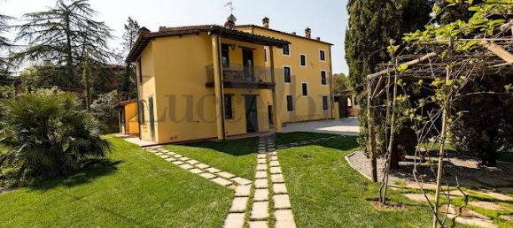 8 chambres Maison à Lucca, Italy No. 42653 7