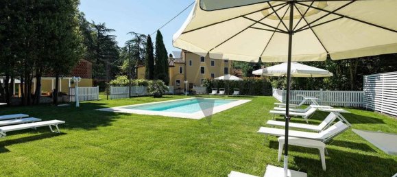 8 chambres Maison à Lucca, Italy No. 42653 2