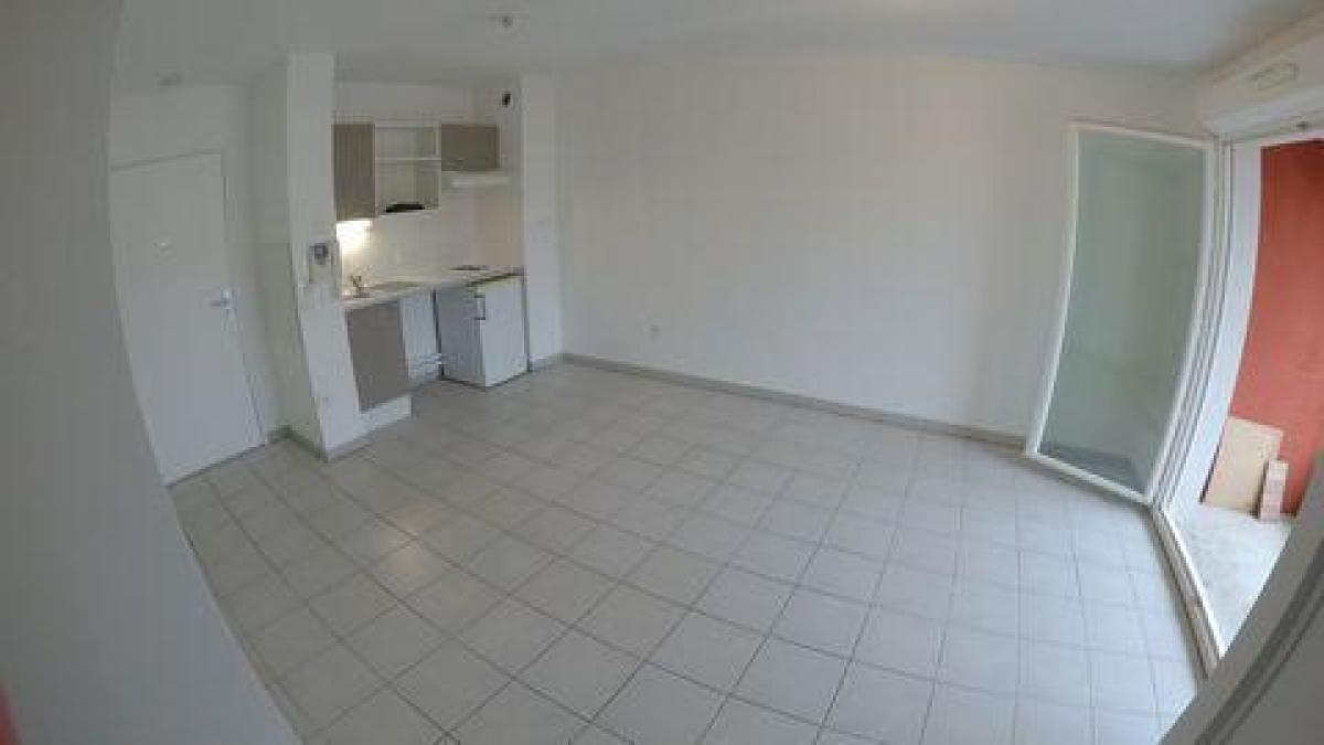Studio in the Condo in Eysines, France No. 13993