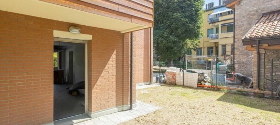 Квартира с 4 комнатами в Вальсамоджа, Италия № 134666 4