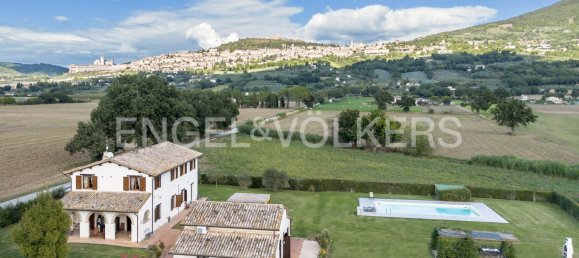 12 bedrooms House in Assisi, Italy No. 131252 14