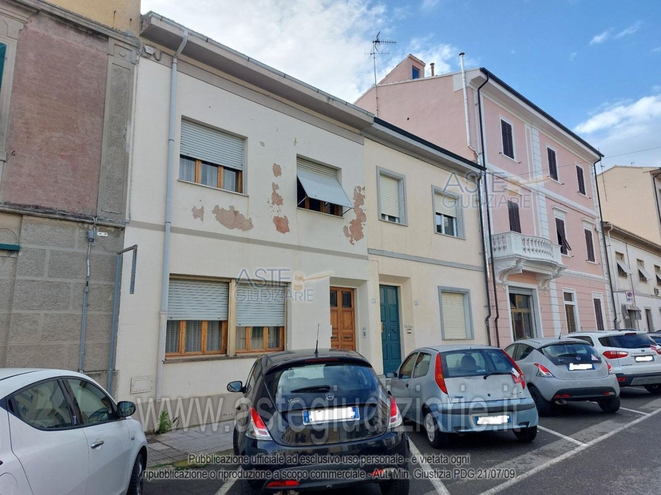 8 rooms House in Cecina, Italy No. 41784