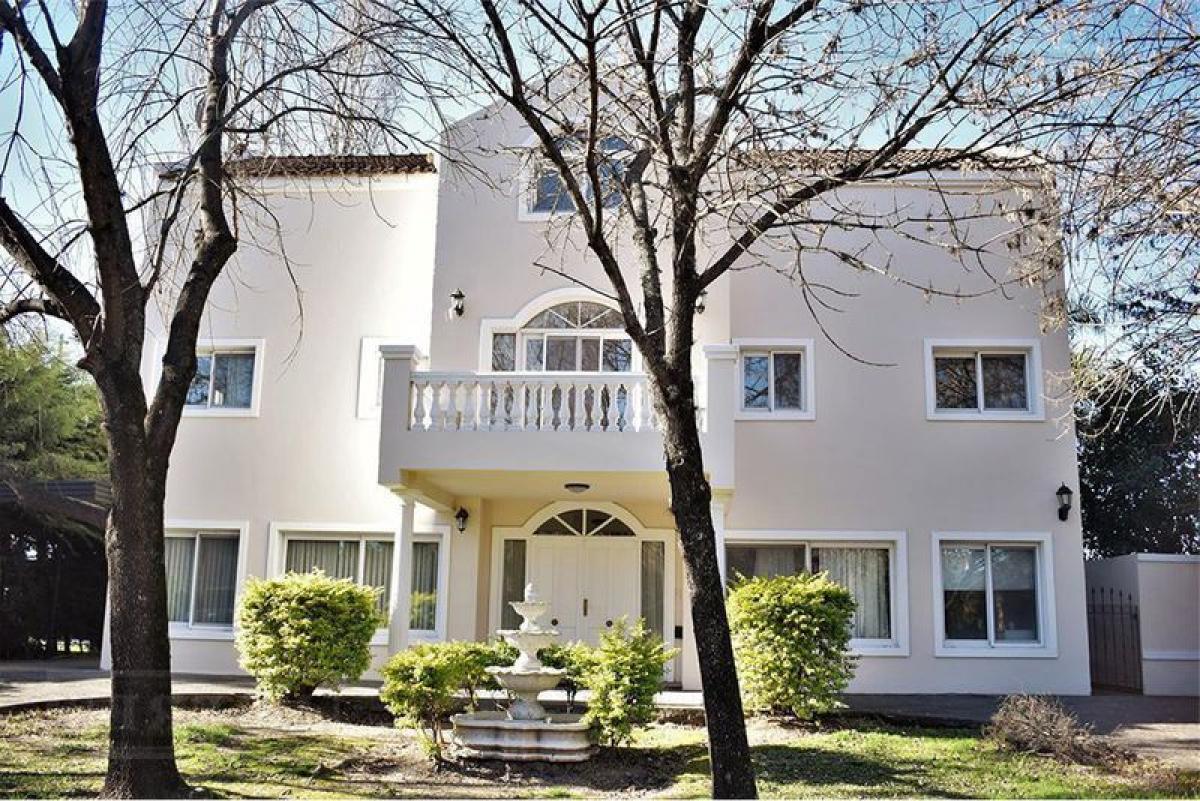 4 bedrooms House in Pilar, Argentina No. 78801