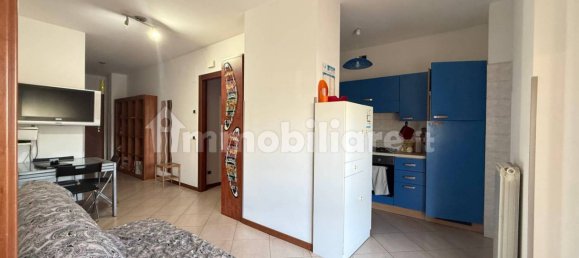 4 bedrooms Apartment in Pescara, Italy No. 272877 6