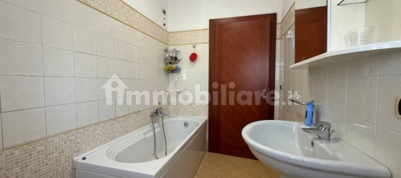 4 bedrooms Apartment in Pescara, Italy No. 272877 17
