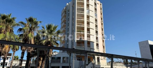 4 bedrooms Apartment in Pescara, Italy No. 272877 27