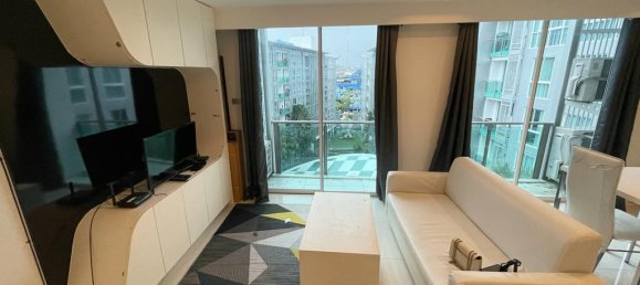 2 bedrooms Condo in Chon Buri, Thailand No. 7785 3