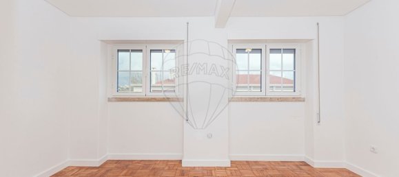 4 bedrooms Apartment in Lisbon, Portugal No. 119607 9