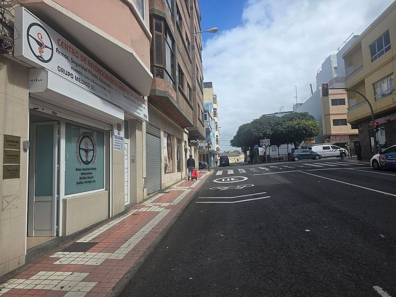6 bedrooms Commercial property in Las Palmas De Gran Canaria, Spain No. 238268