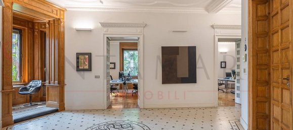 4 bedrooms Apartment in Milan, Italy No. 312167 21