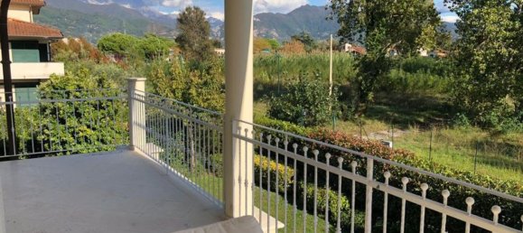 10 rooms Villa in Forte dei Marmi, Italy No. 124567 40