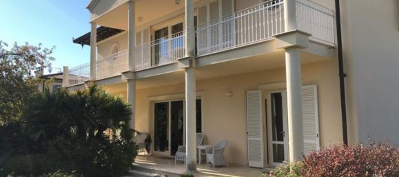 10 rooms Villa in Forte dei Marmi, Italy No. 124567 2