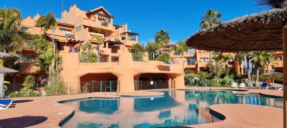 2 bedrooms Apartment in Estepona, Spain No. 82443 4