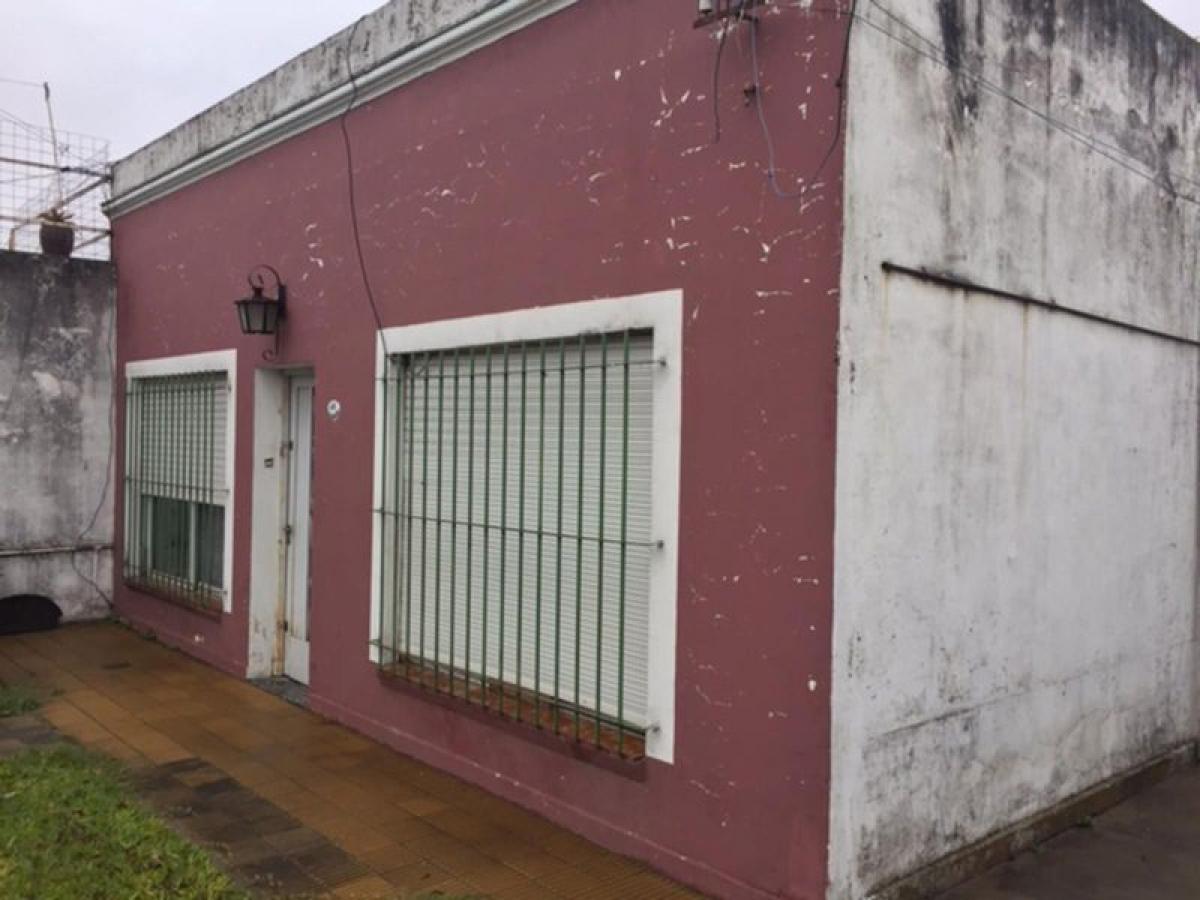 3 bedrooms House in Moreno, Argentina No. 10260