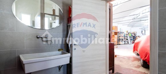 Склад 270м² в Инвериго, Италия № 285563 23