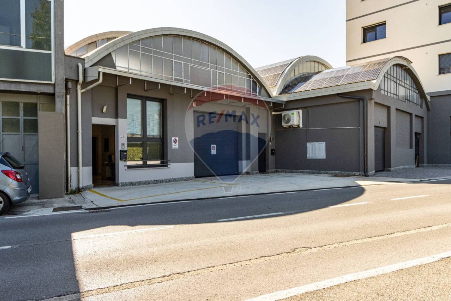 Склад 270м² в Инвериго, Италия № 285563