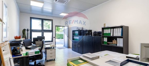 Склад 270м² в Инвериго, Италия № 285563 5